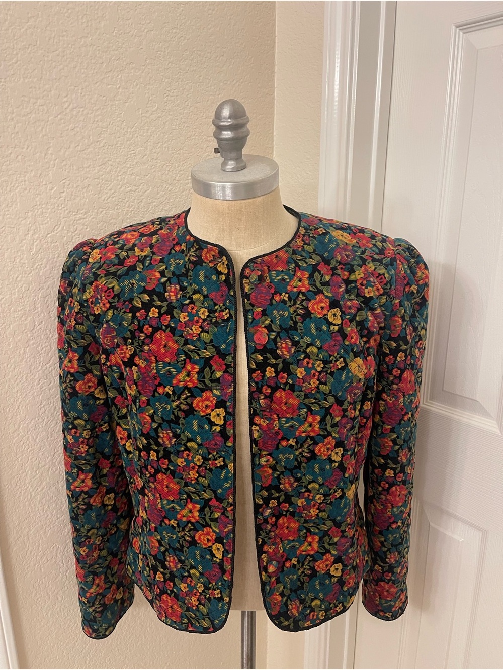 Vintage Charter Club Black Floral Quilted Open-Front Jacket